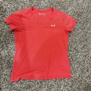 Under Armour Women's Sz Small V-Neck Tee